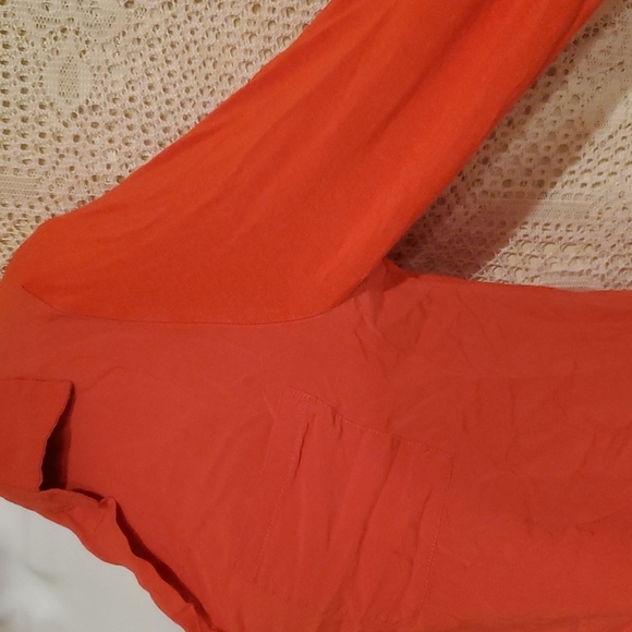 4/$20 Joseph A orange asymmetrical Long-sleeved button down top - Picture 7 of 12